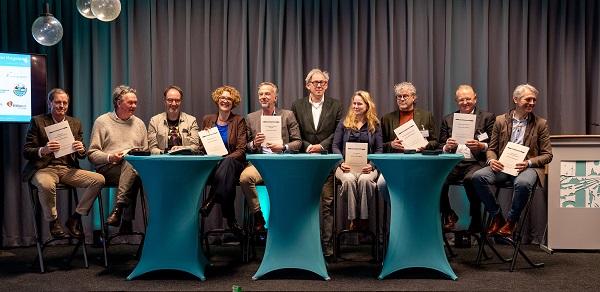 Ondertekening door de samenwerkende partijen