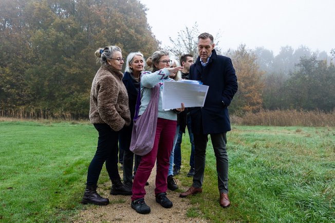 Burgemeester Hans Broekhuizen maakt kennis met Het Hogeland